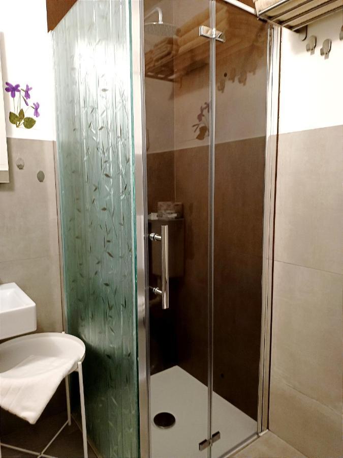 Stanza Con Bagno Privato Orvieto Centro Storico, Aria Condizionata Netflix Vicino Al Pozzo Della Cava-Affittacamere "Carvajal Rooms" מראה חיצוני תמונה