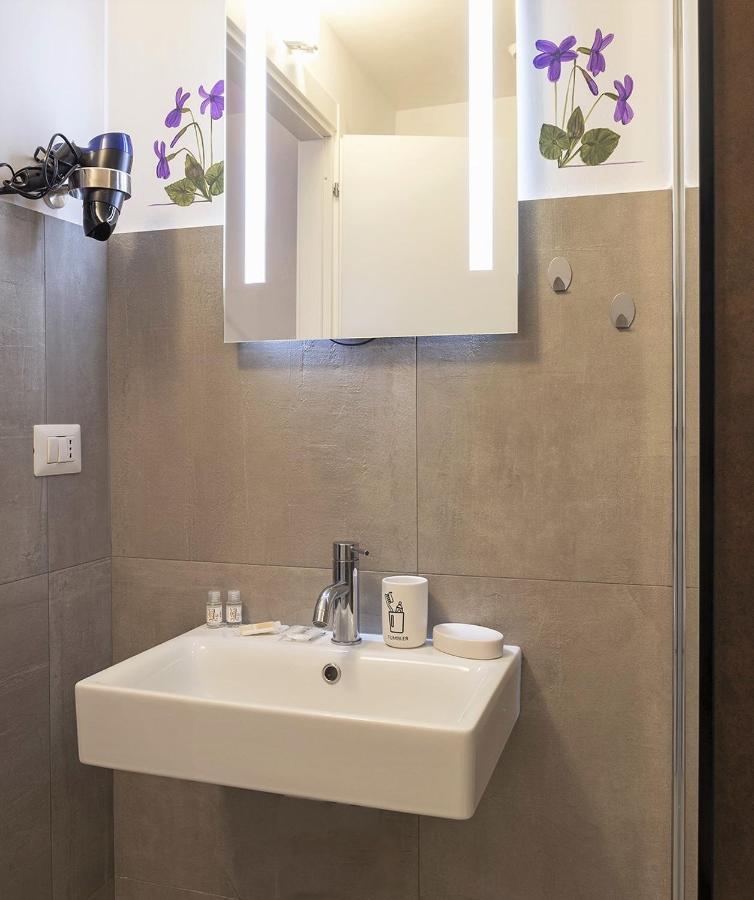 Stanza Con Bagno Privato Orvieto Centro Storico, Aria Condizionata Netflix Vicino Al Pozzo Della Cava-Affittacamere "Carvajal Rooms" מראה חיצוני תמונה